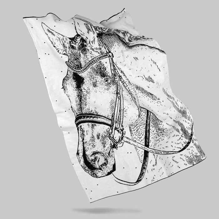 Плед «Вороной»