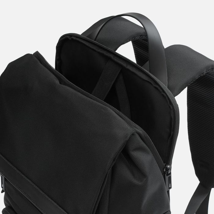 Рюкзак decaPolis, черный