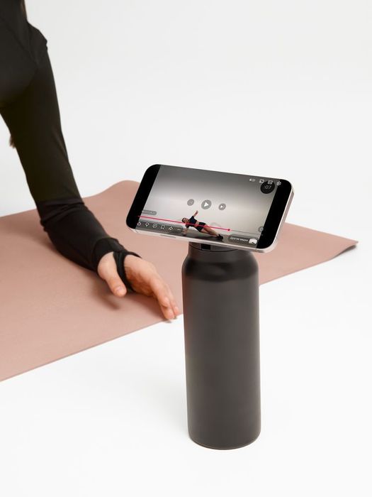 Термобутылка Magnus с магнитным держателем для телефона, черная