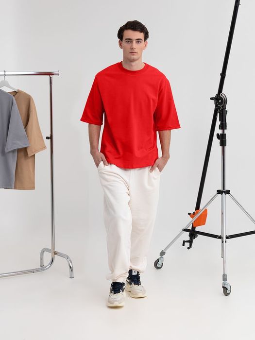 Футболка оверсайз унисекс Kosmos 2.0, красная (алая)