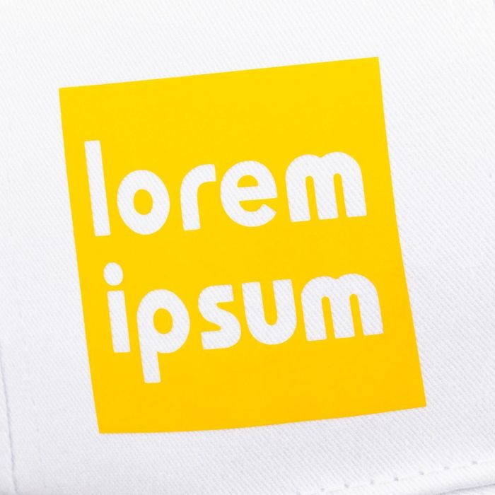 Бейсболка Canopy, белая с темно-синим кантом