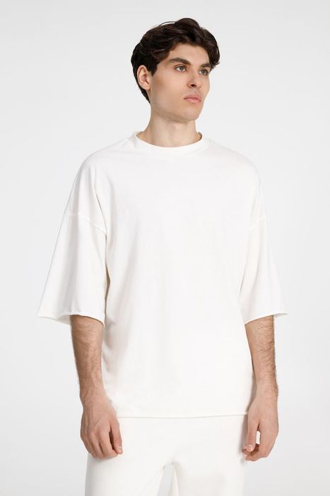 Футболка унисекс T1, молочно-белая