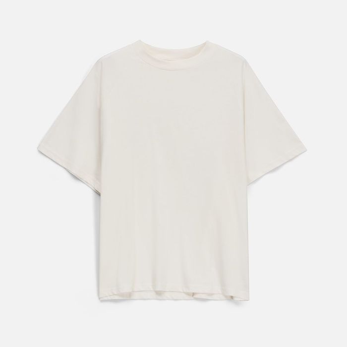 Футболка унисекс T2, молочно-белая