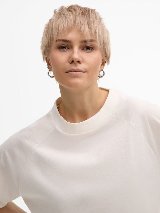 Футболка унисекс T2, молочно-белая