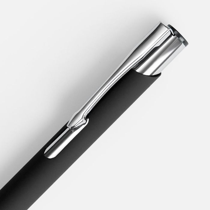Ручка шариковая Keskus Soft Touch, черная